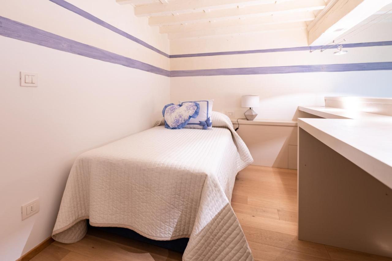 Central And Roomy Near The Station And Duomo - Homeunity Florence Exterior photo